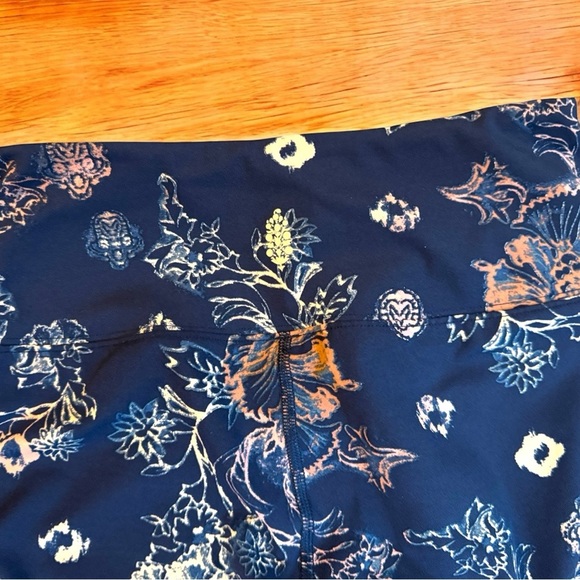 FREE PEOPLE Movement High-Rise Printed Leggings – S - Picture 8 of 15